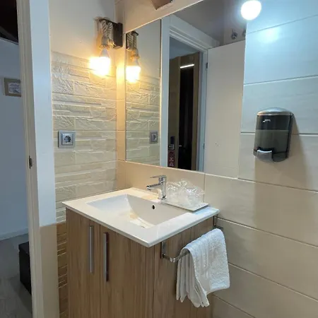 Apartament Turisticos Puerta De La Santa 2-1 Ávila