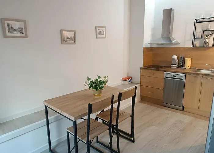 Turisticos Puerta De La Santa 2-1 Ávila